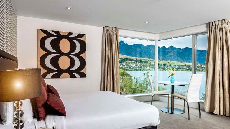 <b>Oaks Queenstown Club Suites Suite</b>. Images powered by <a href="https://iceportal.shijigroup.com/" title="IcePortal" target="_blank">IcePortal</a>.