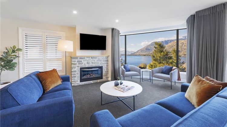 Oaks Queenstown Shores Resort Room