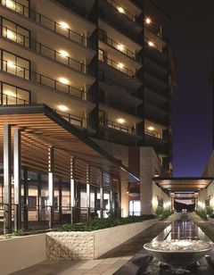 Oaks Redcliffe Mon Komo Suites