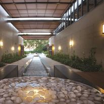 Oaks Redcliffe Mon Komo Suites