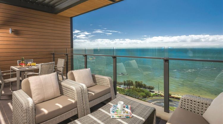 Oaks Redcliffe Mon Komo Suites Suite