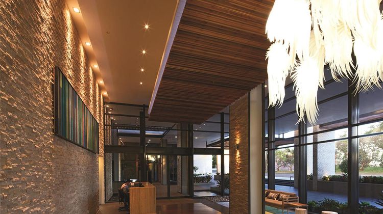 Oaks Redcliffe Mon Komo Suites Lobby