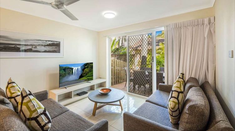 Oaks Sunshine Coast Oasis Resort Room