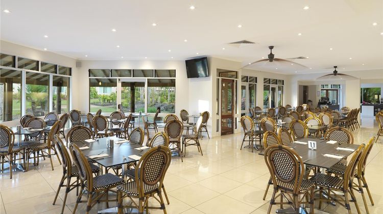 Oaks Sunshine Coast Oasis Resort Restaurant
