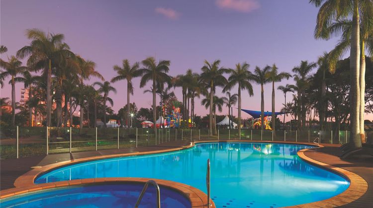 Oaks Sunshine Coast Oasis Resort Pool