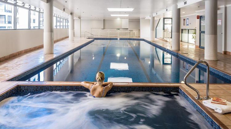 Oaks Sydney Castlereagh Suites Pool