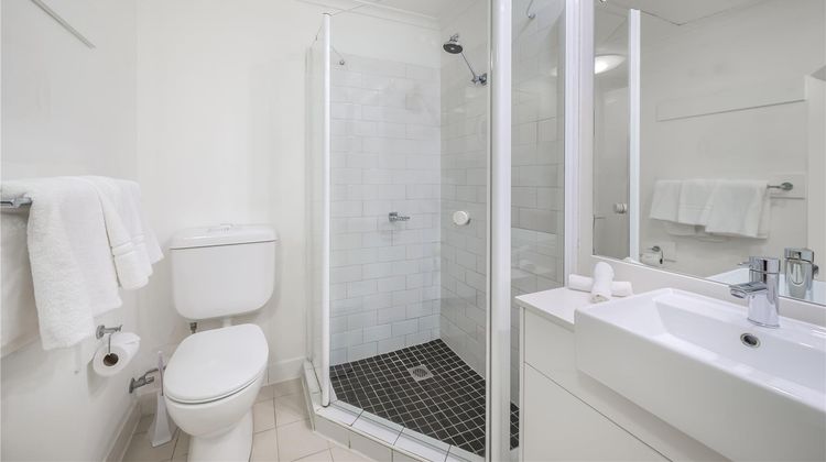 Oaks Sydney Goldsbrough Suites Room