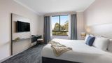 Oaks Sydney North Ryde Suites Room