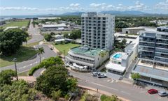 Oaks Townsville Metropole Hotel