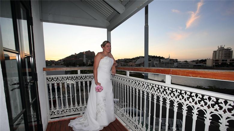 <b>Oaks Townsville Metropole Hotel Ballroom</b>. Images powered by <a href="https://iceportal.shijigroup.com/" title="IcePortal" target="_blank">IcePortal</a>.
