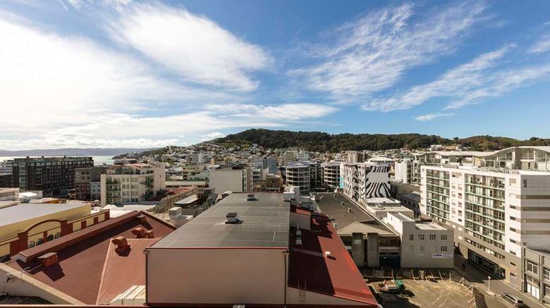 <b>Oaks Wellington Hotel Room</b>. Images powered by <a href="https://iceportal.shijigroup.com/" title="IcePortal" target="_blank">IcePortal</a>.