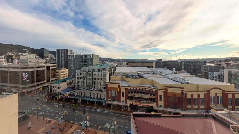 <b>Oaks Wellington Hotel Exterior</b>. Images powered by <a href="https://iceportal.shijigroup.com/" title="IcePortal" target="_blank">IcePortal</a>.