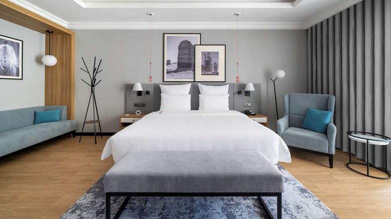 <b>Radisson Hotel Riyadh Airport Room</b>. Images powered by <a href="https://iceportal.shijigroup.com/" title="IcePortal" target="_blank">IcePortal</a>.
