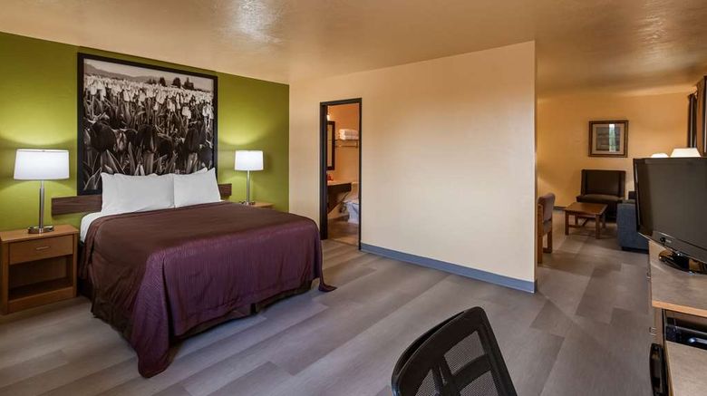 <b>SureStay Hotel by Best Western Suite</b>. Images powered by <a href="https://iceportal.shijigroup.com/" title="IcePortal" target="_blank">IcePortal</a>.