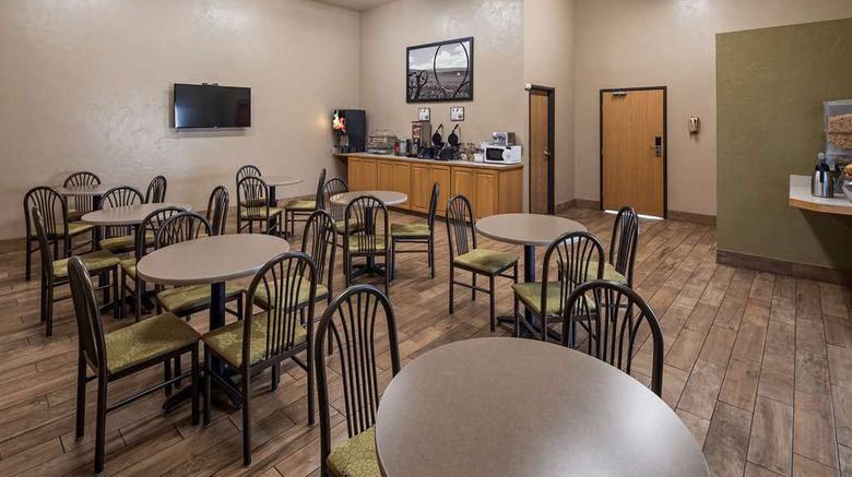 <b>SureStay Hotel by Best Western Restaurant</b>. Images powered by <a href="https://iceportal.shijigroup.com/" title="IcePortal" target="_blank">IcePortal</a>.