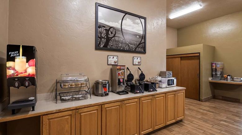 <b>SureStay Hotel by Best Western Restaurant</b>. Images powered by <a href="https://iceportal.shijigroup.com/" title="IcePortal" target="_blank">IcePortal</a>.