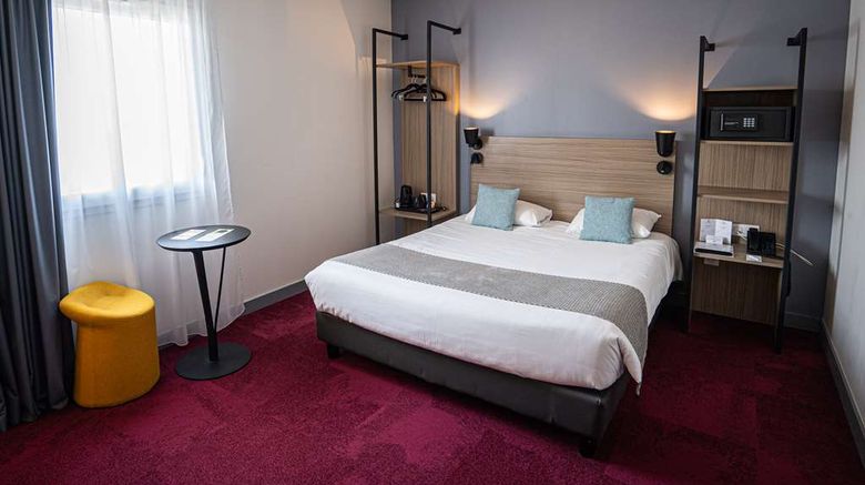 <b>Sure Hotel by BW Les Portes de Montauban Room</b>. Images powered by <a href="https://iceportal.shijigroup.com/" title="IcePortal" target="_blank">IcePortal</a>.