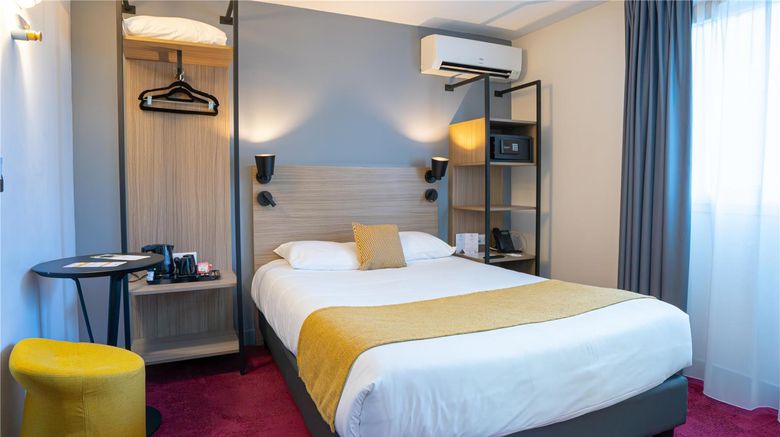 <b>Sure Hotel by BW Les Portes de Montauban Room</b>. Images powered by <a href="https://iceportal.shijigroup.com/" title="IcePortal" target="_blank">IcePortal</a>.