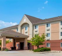 MainStay Suites Emporia Exterior