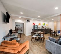 Quality Inn Gastonia Lobby