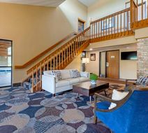 Quality Inn Oshkosh Lobby