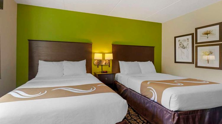 Quality Inn Oshkosh Room