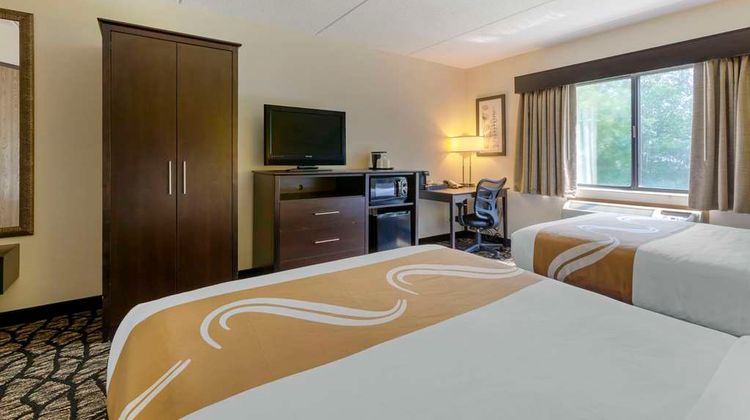Quality Inn Oshkosh Room
