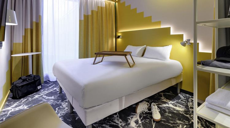 Ibis Styles Zurich City Center Hotel Room