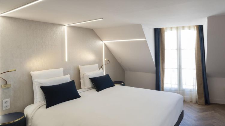 Mercure Paris Lafayette Room