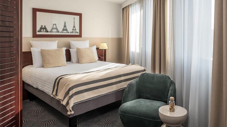 Mercure Paris Gare Montparnasse TGV Room