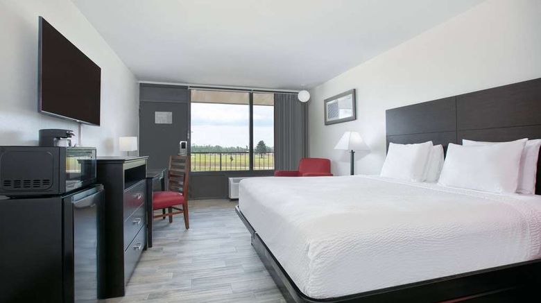 <b>Ramada by Wyndham Diamondhead I-10 Room</b>. Images powered by <a href="https://iceportal.shijigroup.com/" title="IcePortal" target="_blank">IcePortal</a>.