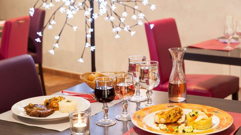 <b>Charme Hotel Audincourt Restaurant</b>. Images powered by <a href="https://iceportal.shijigroup.com/" title="IcePortal" target="_blank">IcePortal</a>.