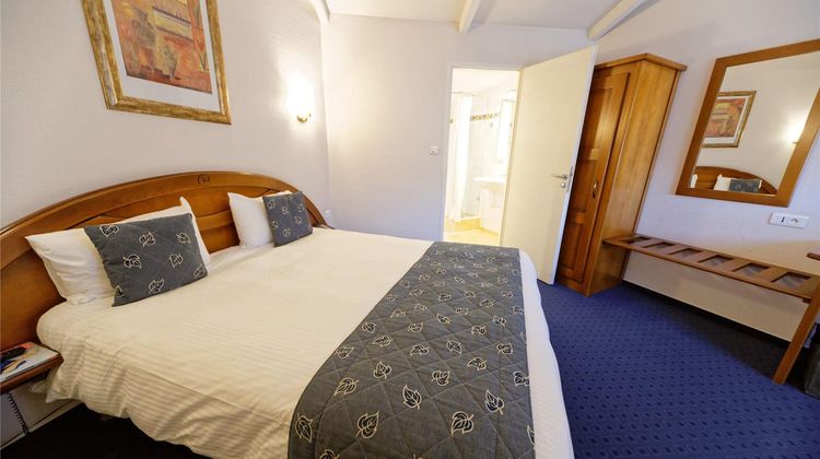 Charme Hotel Audincourt Room