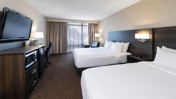 Quality Inn & Conference Centre Kingston Room