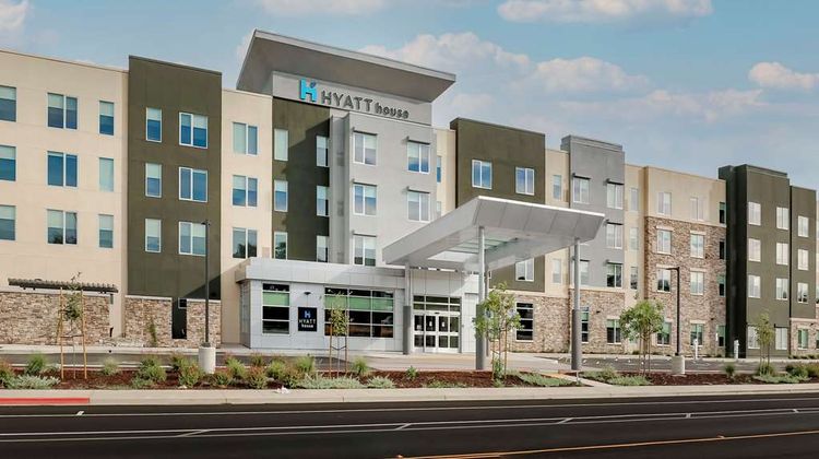 Hyatt House Davis Exterior