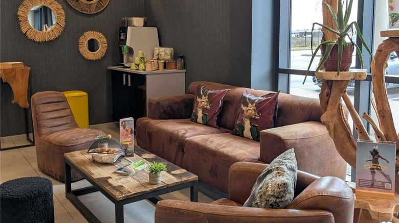 <b>Ibis Styles Contres-Cheverny Exterior</b>. Images powered by <a href="https://iceportal.shijigroup.com/" title="IcePortal" target="_blank">IcePortal</a>.