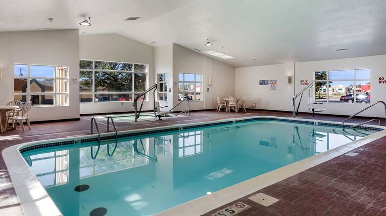 <b>Quality Inn Lincoln Pool</b>. Images powered by <a href="https://iceportal.shijigroup.com/" title="IcePortal" target="_blank">IcePortal</a>.