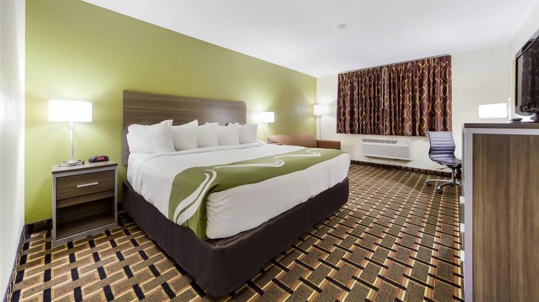 <b>Quality Inn Lincoln Room</b>. Images powered by <a href="https://iceportal.shijigroup.com/" title="IcePortal" target="_blank">IcePortal</a>.