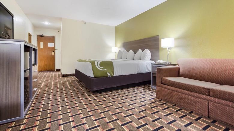 <b>Quality Inn Lincoln Room</b>. Images powered by <a href="https://iceportal.shijigroup.com/" title="IcePortal" target="_blank">IcePortal</a>.