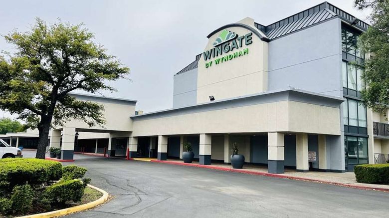 <b>Wingate Houston near NRG Park/Med Center Exterior</b>. Images powered by <a href="https://iceportal.shijigroup.com/" title="IcePortal" target="_blank">IcePortal</a>.