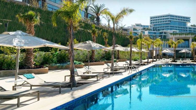 IOKA Hotel & Suites Pool