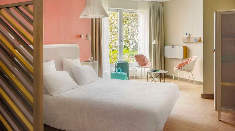 <b>Okko Hotels Lille Centre Room</b>. Images powered by <a href="https://iceportal.shijigroup.com/" title="IcePortal" target="_blank">IcePortal</a>.