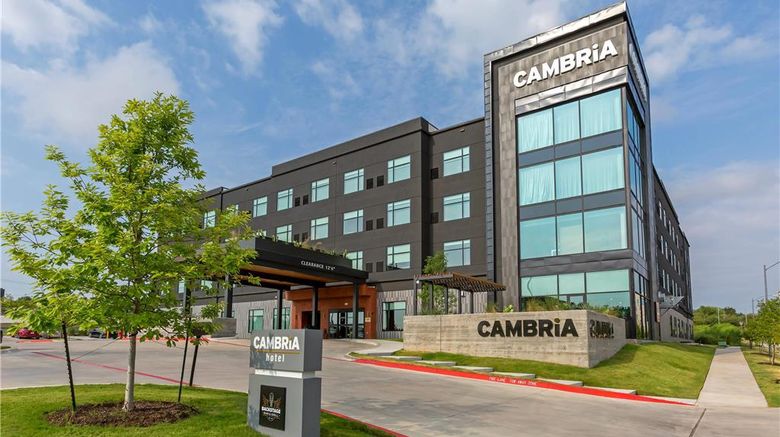 Cambria Hotel Austin Airport Exterior. Images powered by <a href="https://iceportal.shijigroup.com" target="_blank" rel="noopener">Ice Portal</a>.
