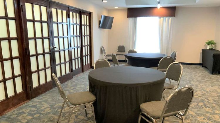 Wingate by Wyndham Ridgeland Meeting