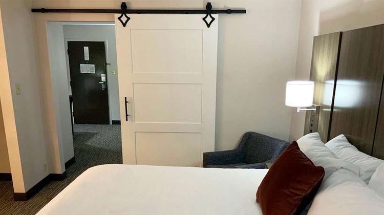 Wingate by Wyndham Ridgeland Room
