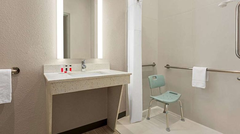<b>Days Inn & Stes Wyndham Greater Tomball Room</b>. Images powered by <a href="https://iceportal.shijigroup.com/" title="IcePortal" target="_blank">IcePortal</a>.