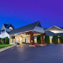 Apple Tree Inn SureStay Collection by BW