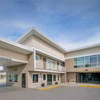 Econo Lodge Inn and Suites Kelowna