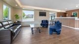 Econo Lodge Inn and Suites Kelowna Lobby