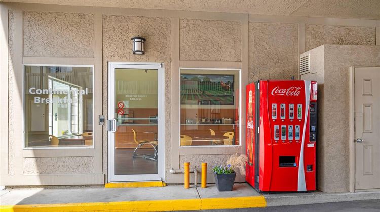 Econo Lodge Inn and Suites Kelowna Other